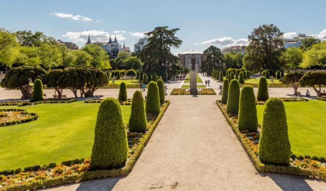 BEST OF MADRID - THE TRAVEL GUIDE