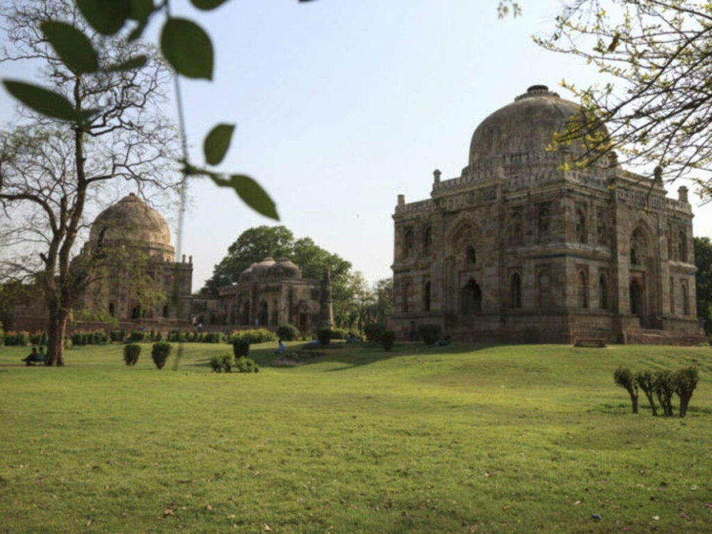 10 Iconic Attractions and Places in Delhi