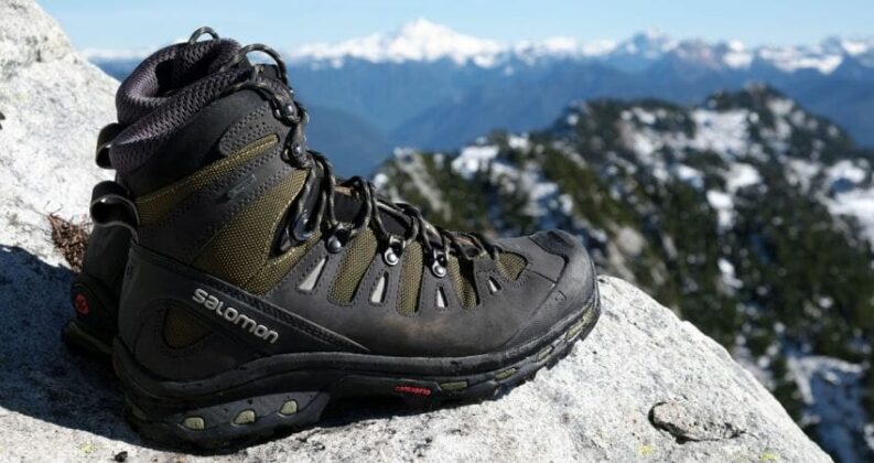 top rated men's hiking shoes