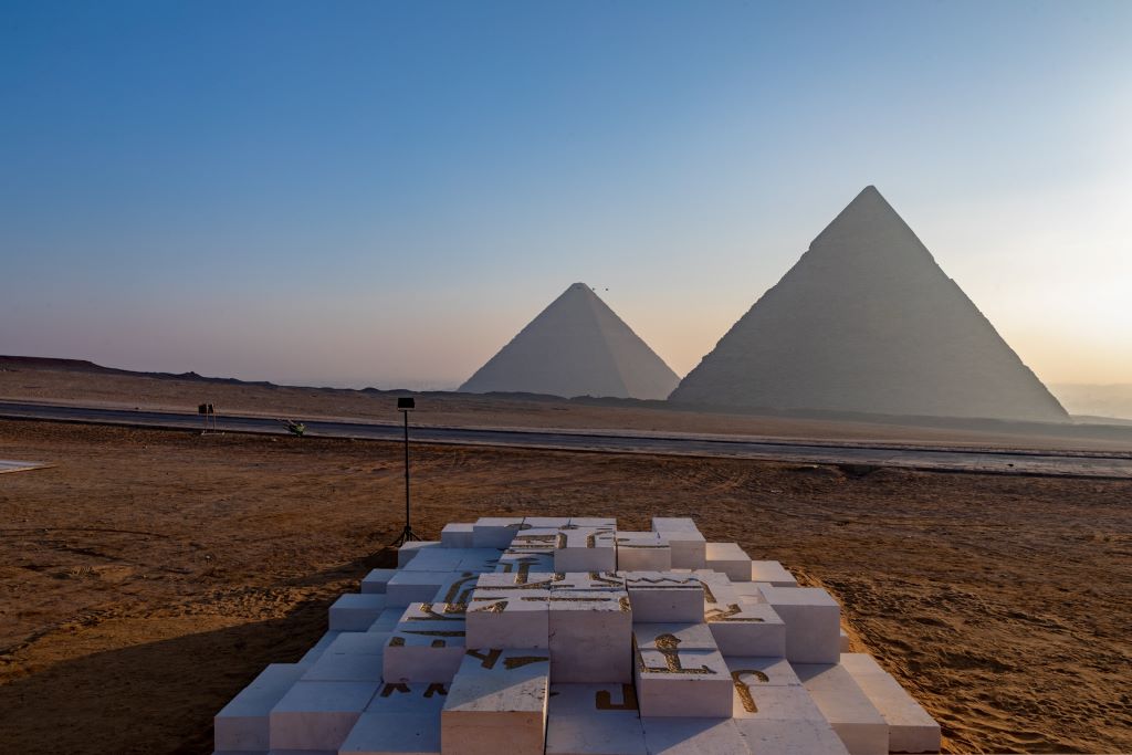 Egypt's first art exhibition at Giza pyramids