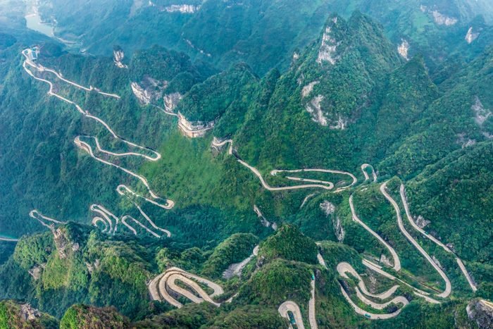 13 most dangerous roads in the world