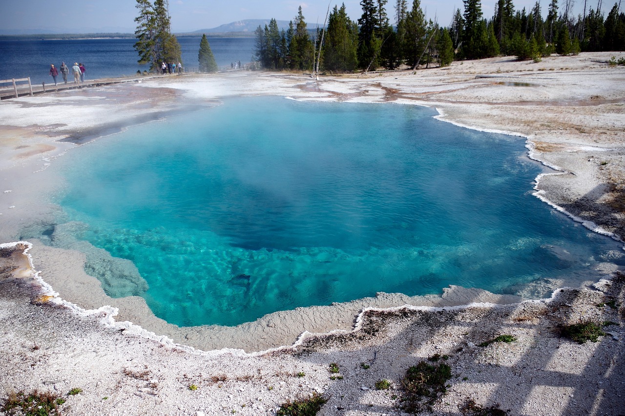 Best hot springs in Montana