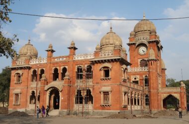 Places to Visit Near Indore