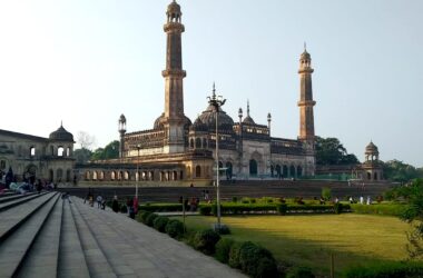 Places to Visit Near Lucknow