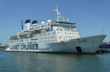 Cruise to Lakshadweep